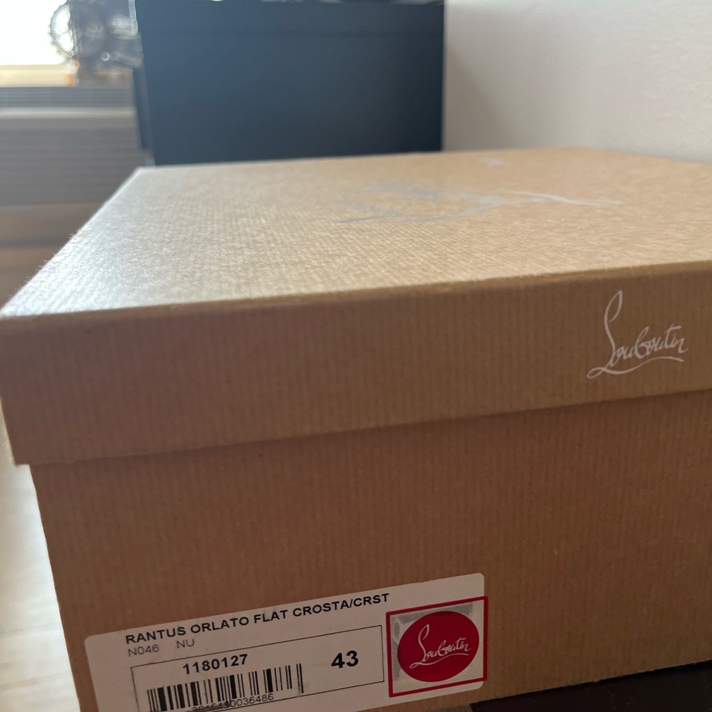 Louboutin empty box